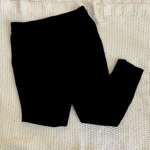 Old Navy Black Pixie Pant